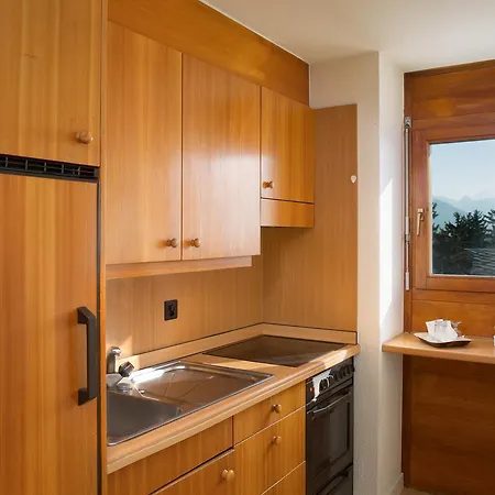 Lägenhetshotell Helvetia 4*